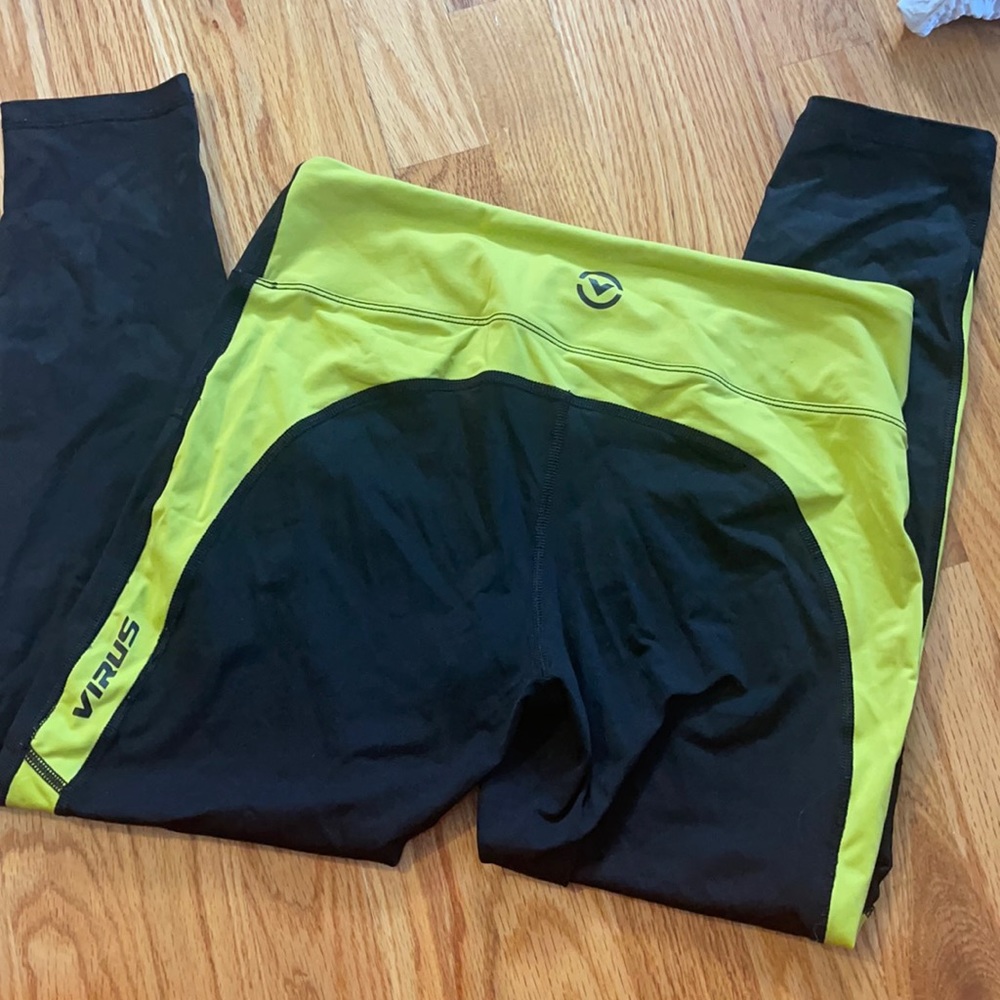 Virus intl. 7/8 pants